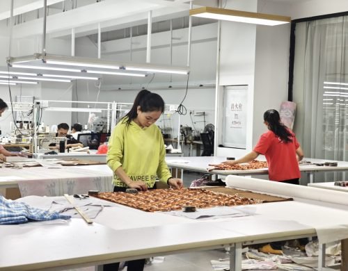 clothing manufacturer (6)